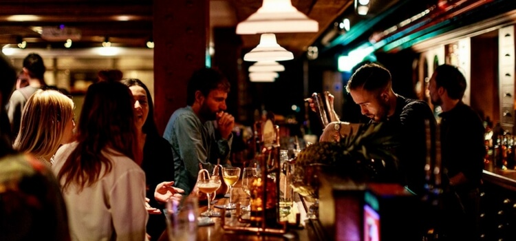 Roe & Co Lock-In