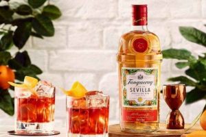 Tanqueray Flor de Sevilla Negroni