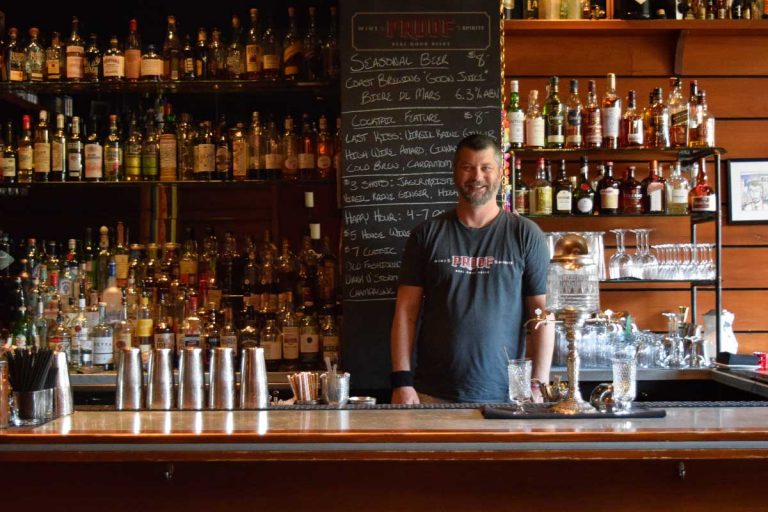 Lush Guide To The Best Bars In Charleston