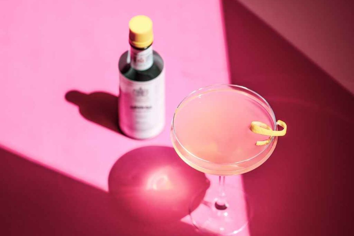 Pink Gin Martini - (1200 x 800 px)