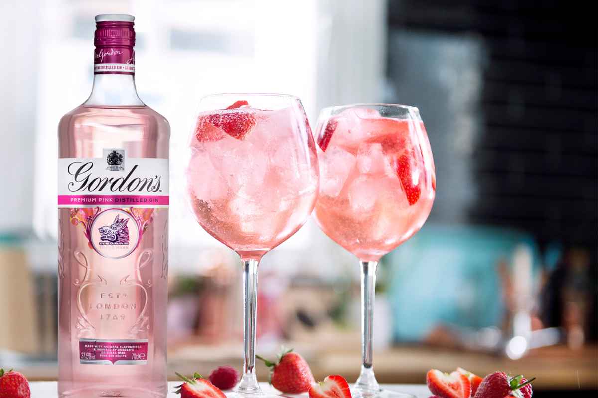 Gordon's Pink Gin Spritz (1200 × 800 px)