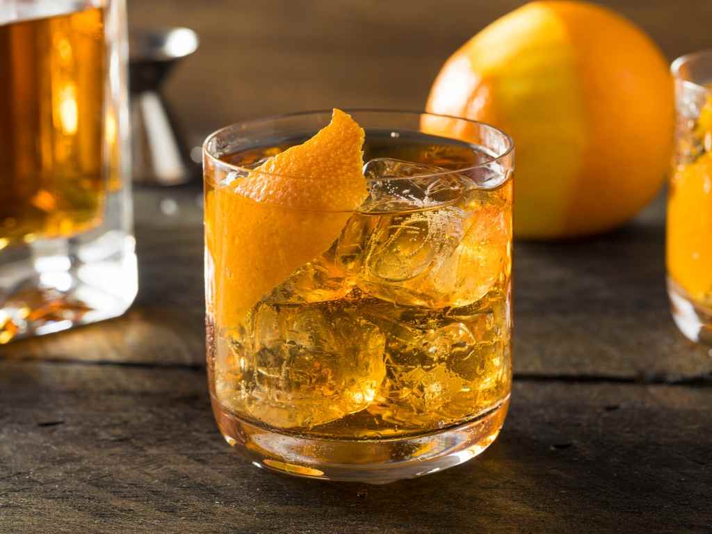 How to Make the Bourbon Old Fashioned