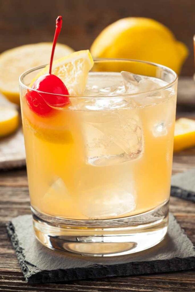 how-to-make-a-whisky-sour