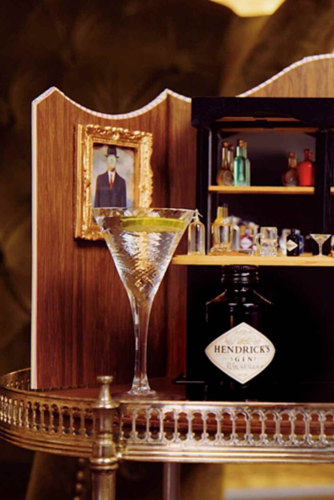 Hendrick's Gin Martini (1)