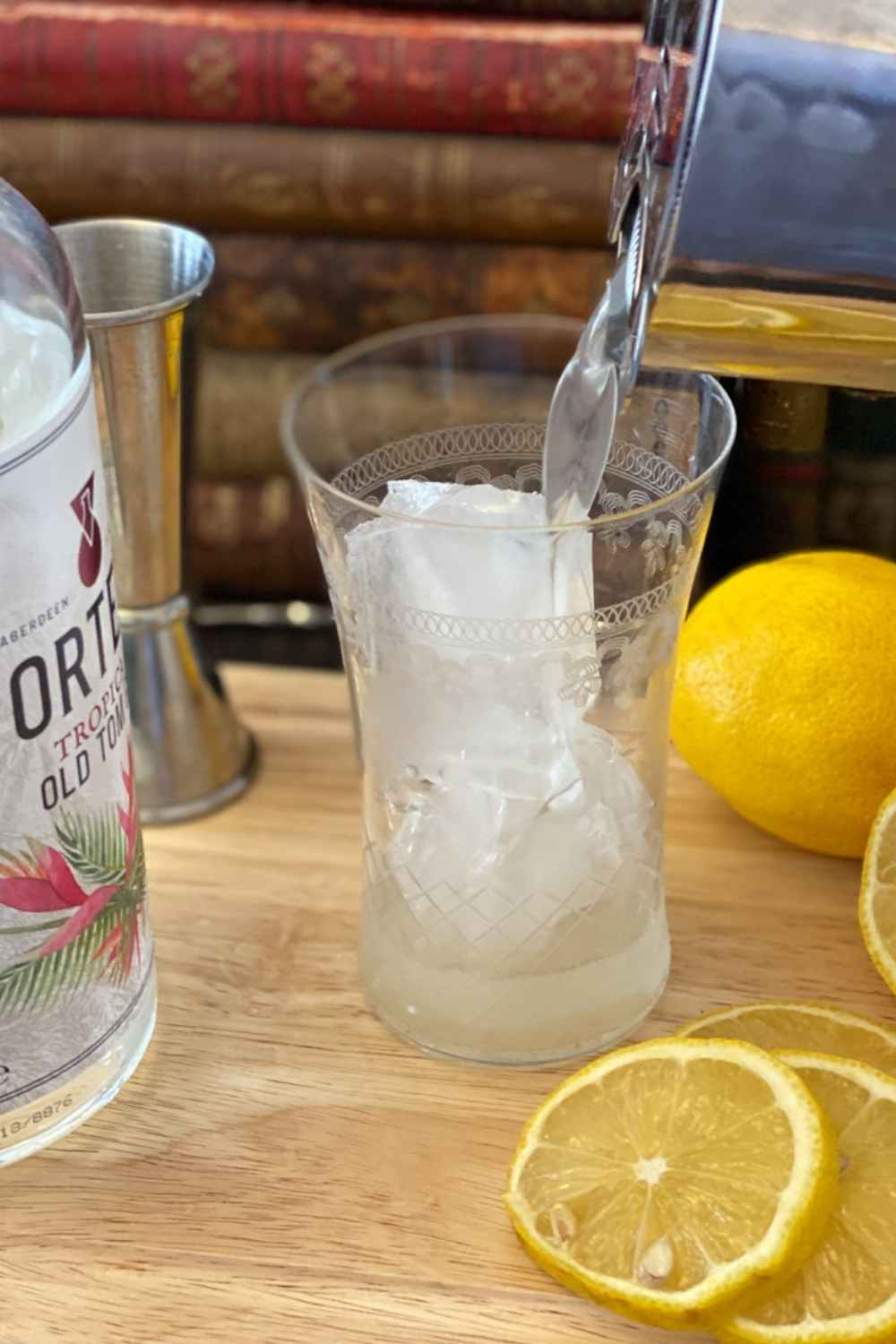 How To Make A Tom Collins