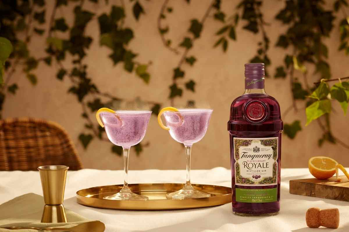 How to Make the Tanqueray Blackcurrant Royale French 75