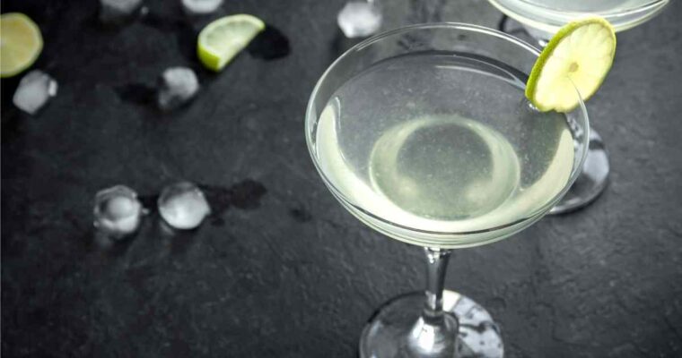 How to Make a French Gimlet
