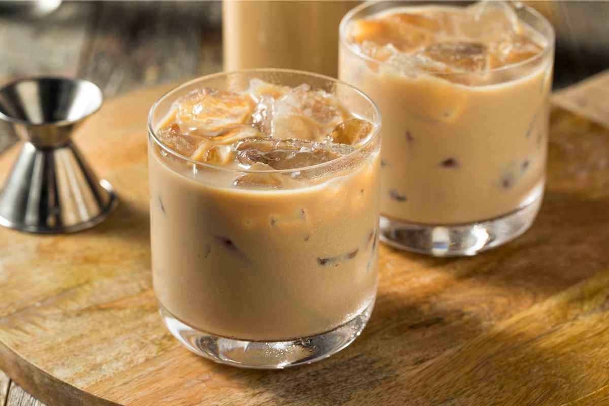 how-to-make-a-mudslide-with-rum