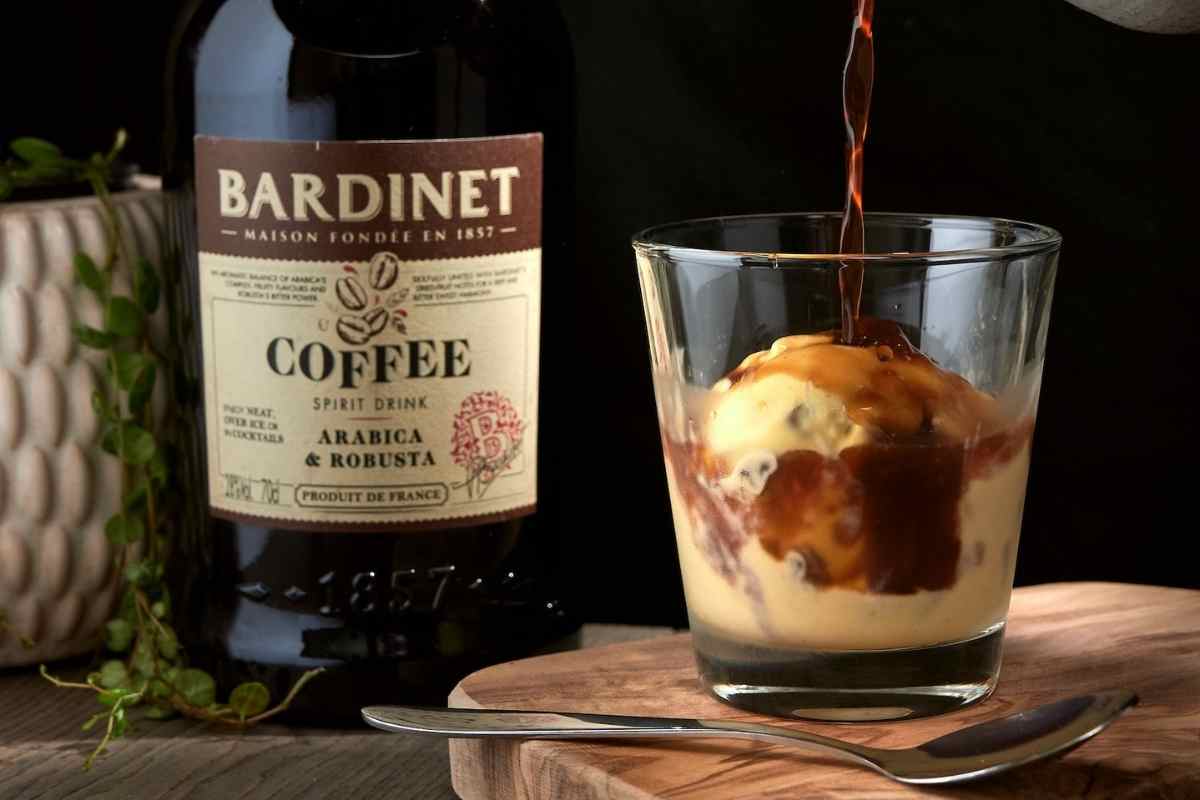 How to Make the Bardinet Coffee Brandy’s Montmartre Melt￼