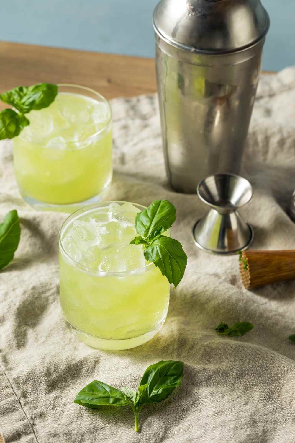 How To Make A Gin Basil Smash | A Lush Life Manual