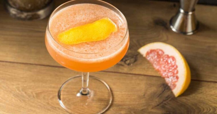 How to Make the Brown Derby Cocktail