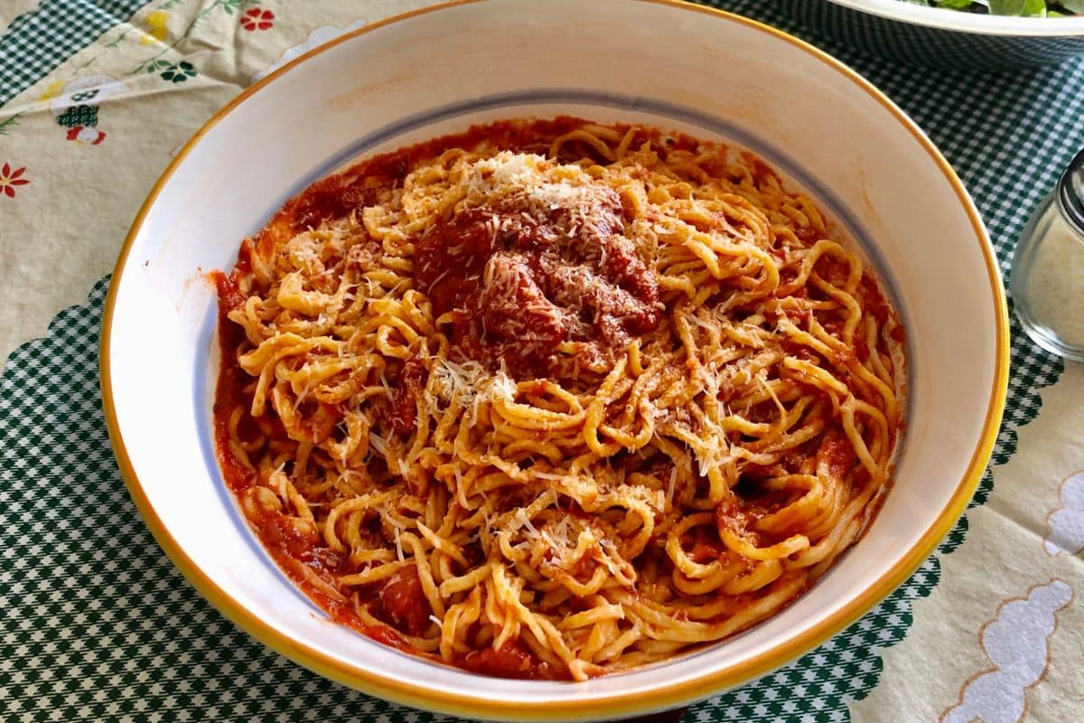 Abruzzo – Maccheroni alla Chitarra Flavio Del Peschio from Getty Images