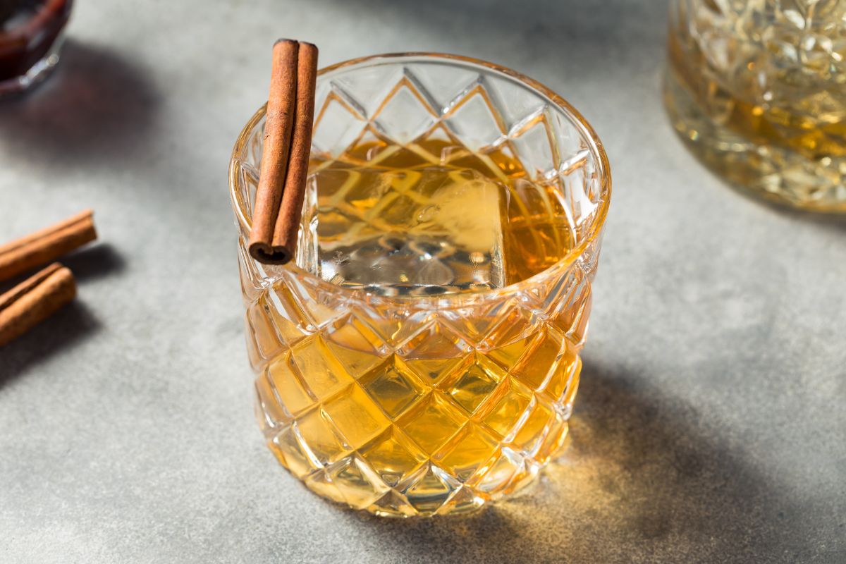 cinnamon toast old fashioned