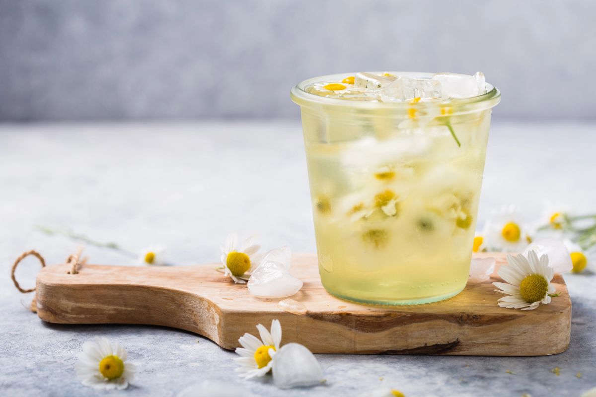 Chamomile & Lemon Gin Sour